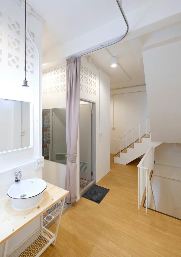 Simple To Sleep Hostel Bangkok Luaran gambar